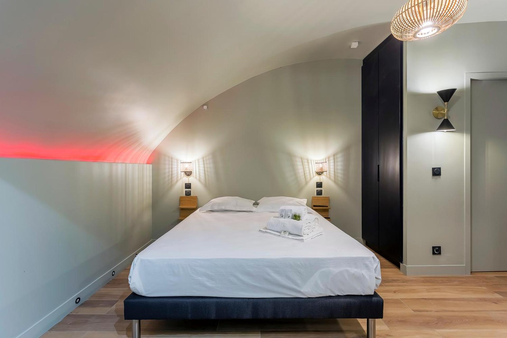 Suite Romantique Balneo Centre Lyon Exteriör bild