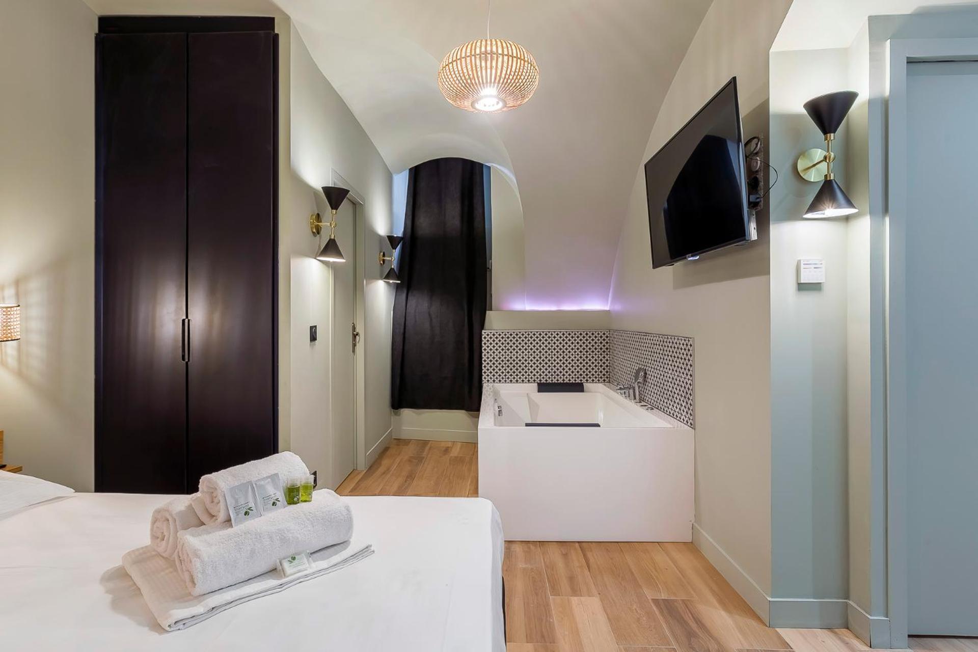 Suite Romantique Balneo Centre Lyon Exteriör bild